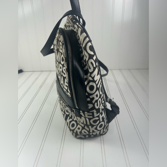 Michael Kors Kenly Large Backpack 35S0SY9B7J Black Multi White Logo NWT - Picture 5 of 10